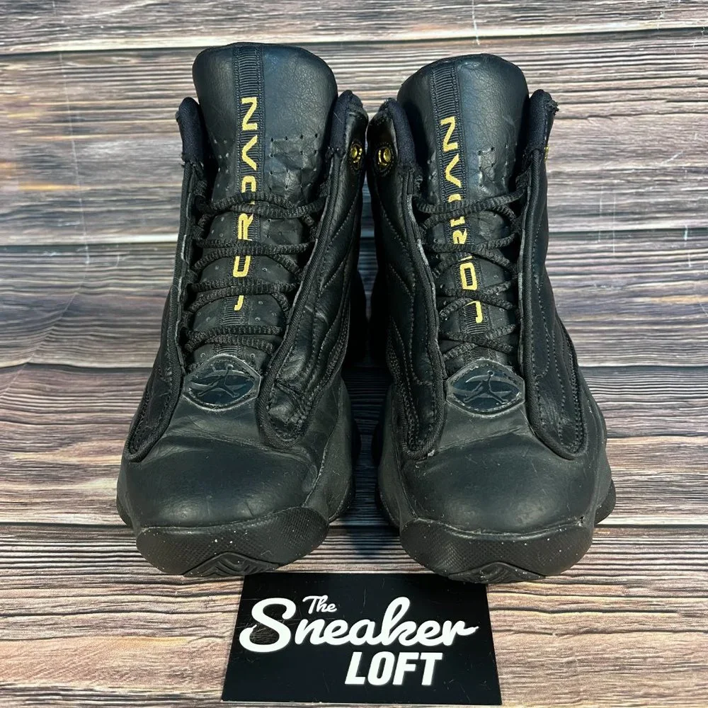 Jordan‎ Pro Strong Youth Basketball Black Shoes